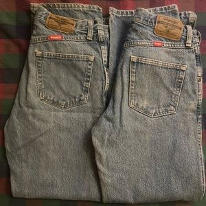 2fer‼️ Wrangler Jeans